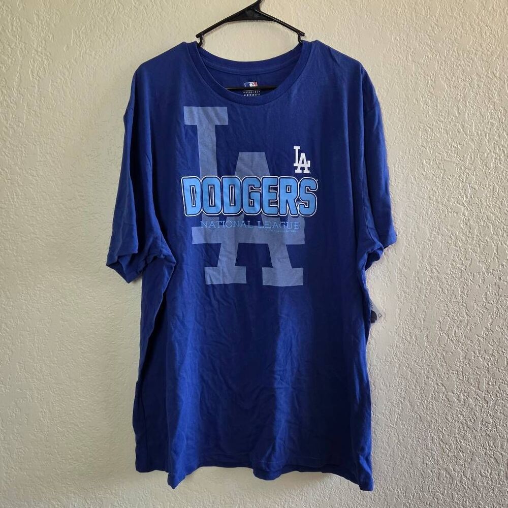 NWT MLB LA Dodgers T-shirt